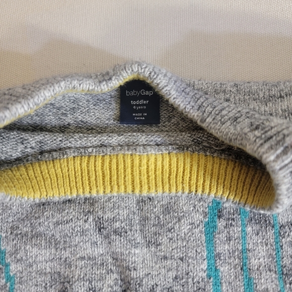 Baby Gap Rabbit Sketch Sweater 4T - Picture 2 of 4